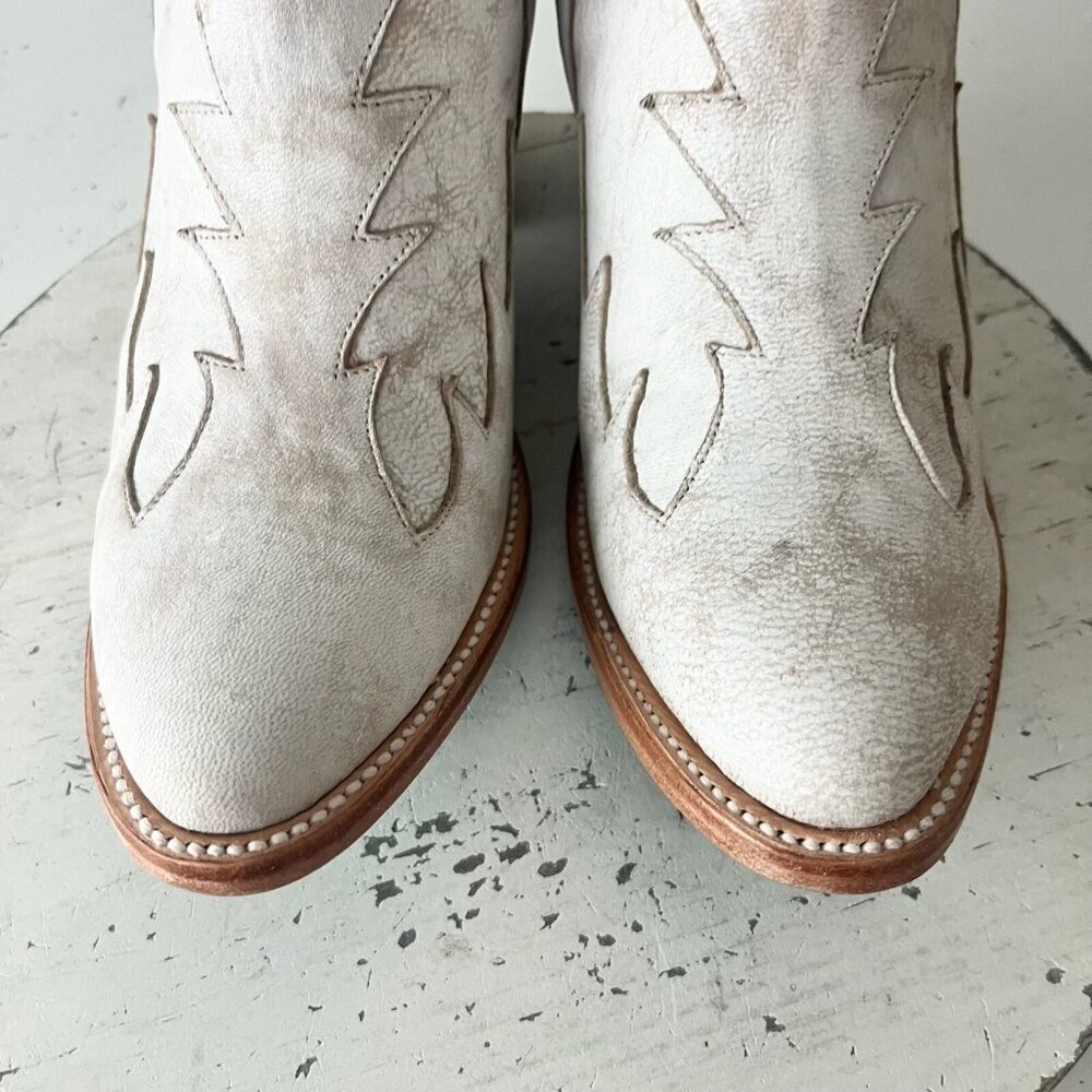 Lane CHELSEA Womens Cowboy Bootie 9 Western White Short Cowgirl Ankle Boots EUC - Picture 6 of 11